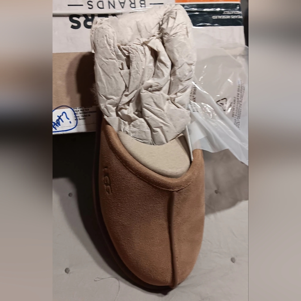Men's UGG slippers